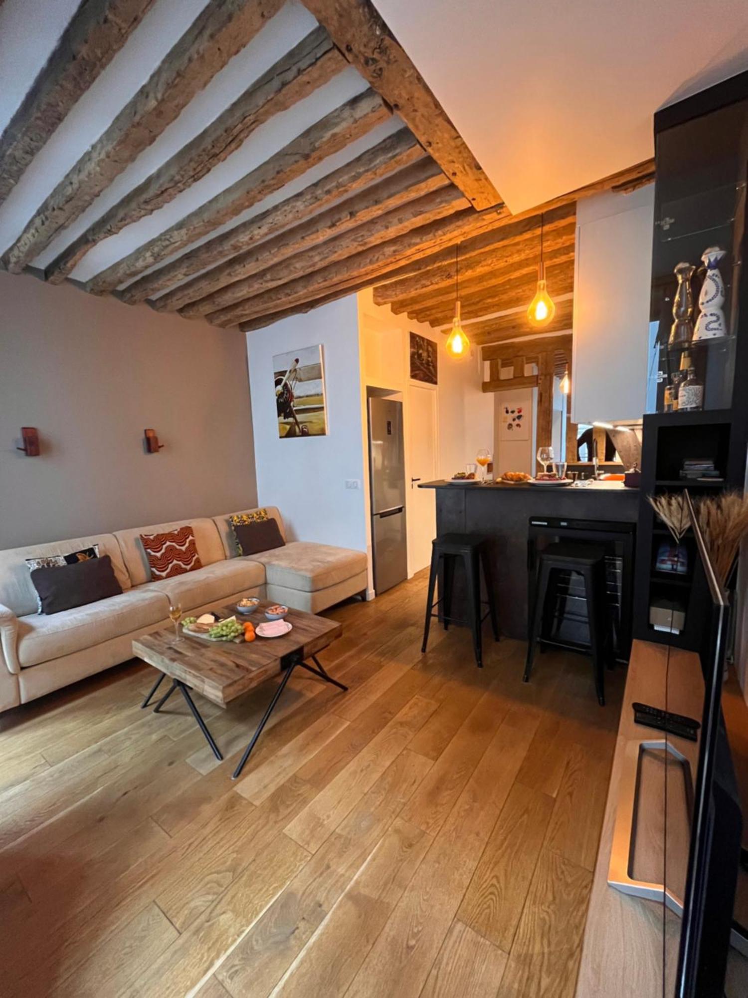 Appartement A Saint-Paul En Plein Coeur Du Marais 4 Pers Paris Exterior photo